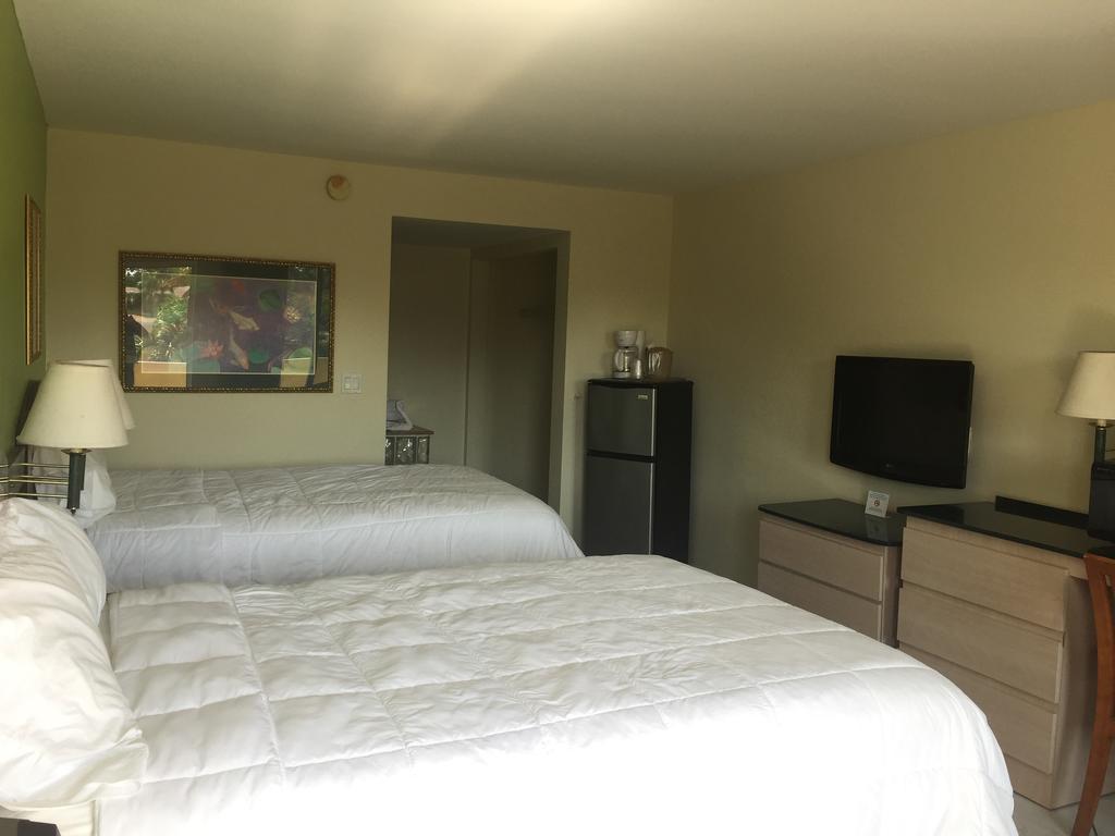 Curtis Inn & Suites Hollywood Ngoại thất bức ảnh